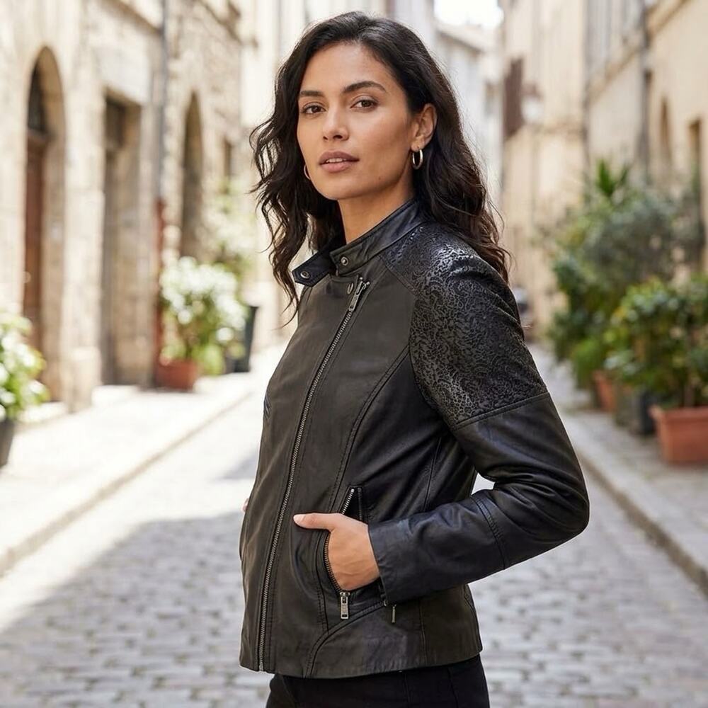 Bernardo Women’s Leather Moto Jacket XL Black Lace Embossed Shoulder Biker